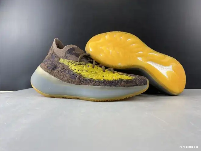 380 YEEZY GOLD 'COFFEE BOOST ADIDAS FZ4982 NON-REFLECTIVE 0509